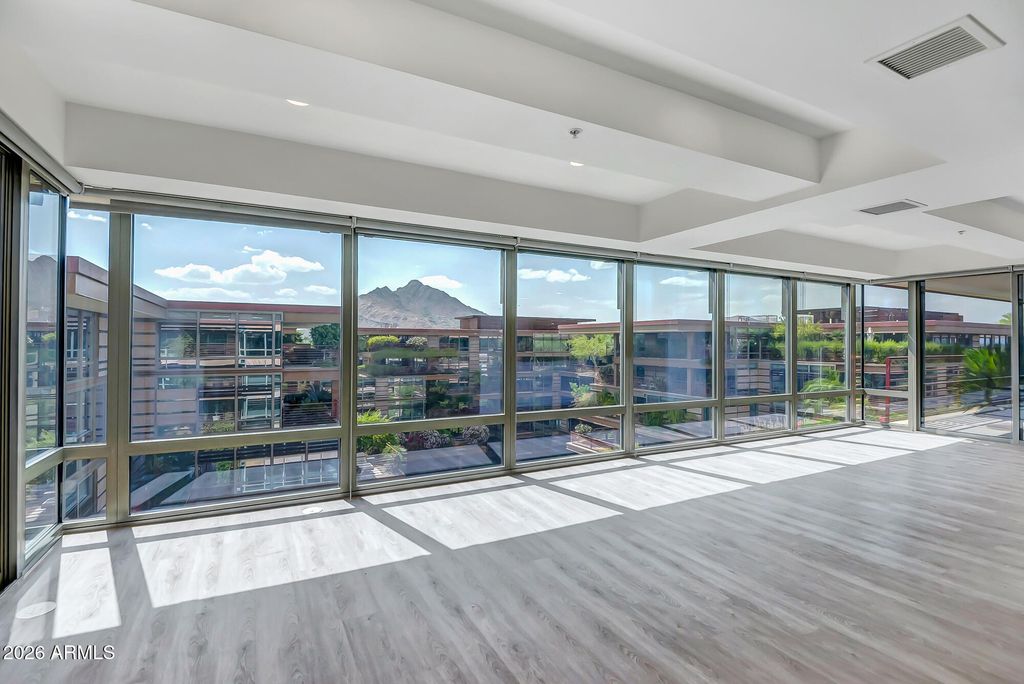 7137 E RANCHO VISTA Drive 7008, Scottsdale, AZ 85251