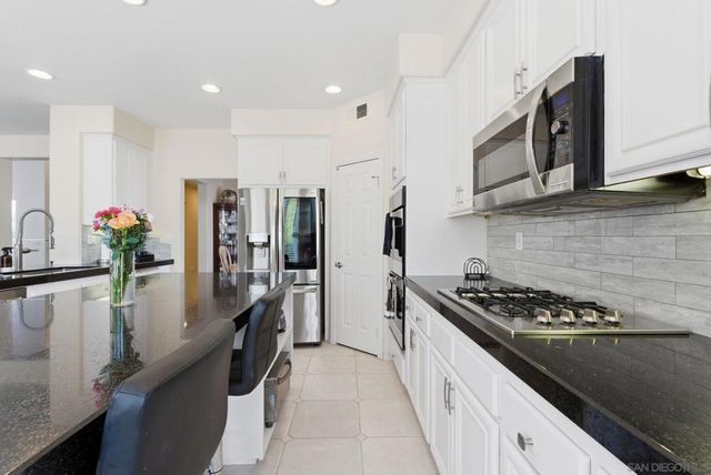3152 Ferncreek Lane, Escondido, CA 92027