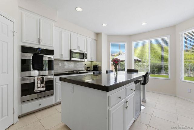 3152 Ferncreek Lane, Escondido, CA 92027