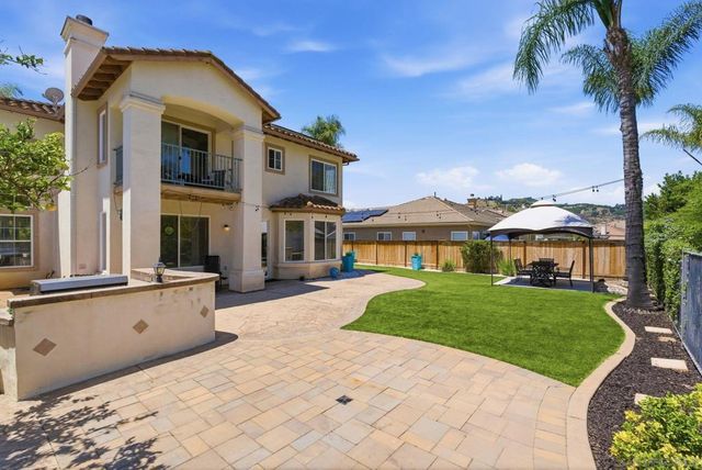 3152 Ferncreek Lane, Escondido, CA 92027