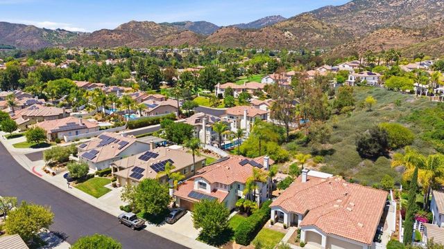 3152 Ferncreek Lane, Escondido, CA 92027