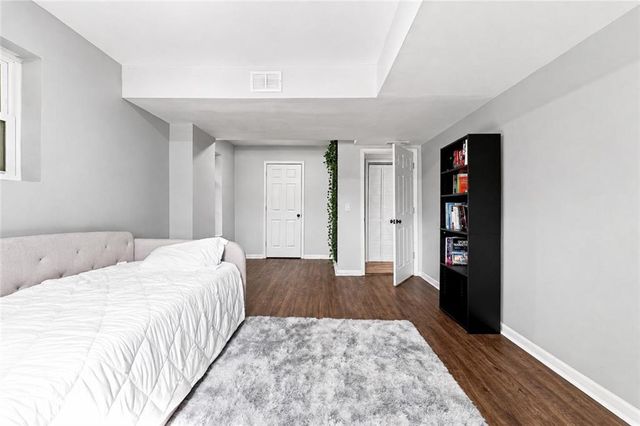 624 Village Lane Drive SW, Marietta, GA 30060