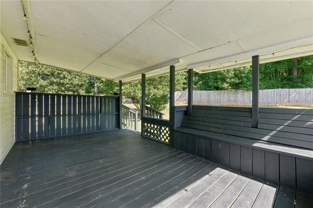 624 Village Lane Drive SW, Marietta, GA 30060