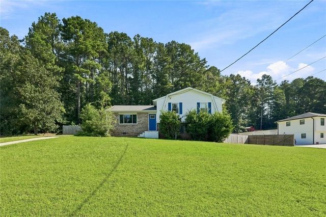 624 Village Lane Drive SW, Marietta, GA 30060