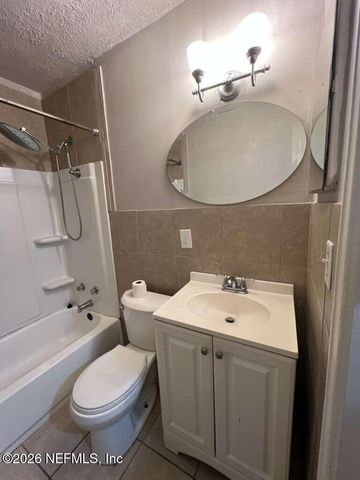 862 BUNKER HILL Boulevard, Jacksonville, FL 32208