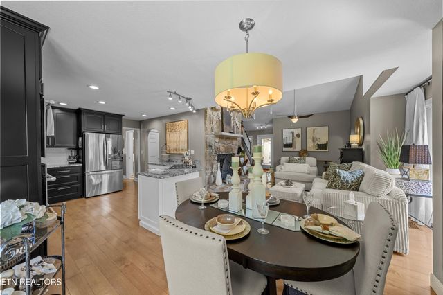 2366 Mayland Rd, Crossville, TN 38571