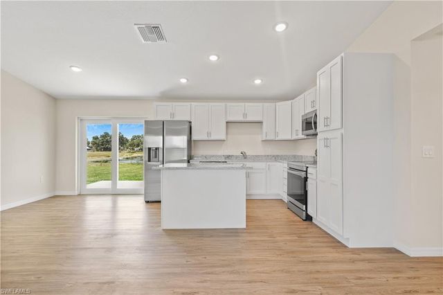 4524 Springview CIR, Labelle, FL 33935