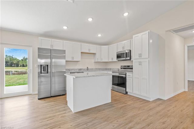 4524 Springview CIR, Labelle, FL 33935