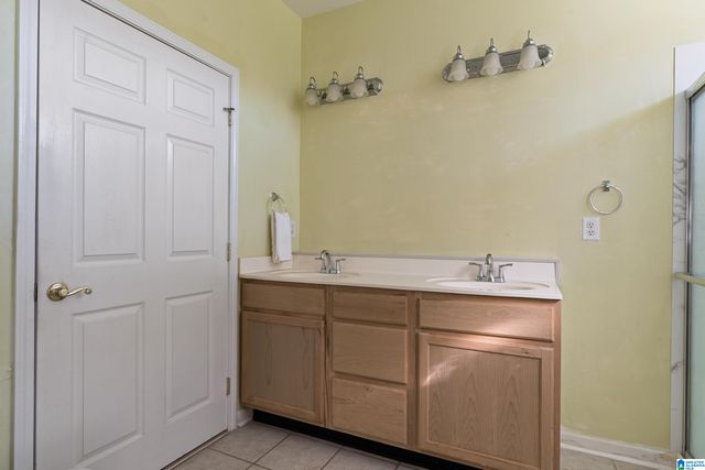 1009 DAVENTRY WAY, Calera, AL 35040