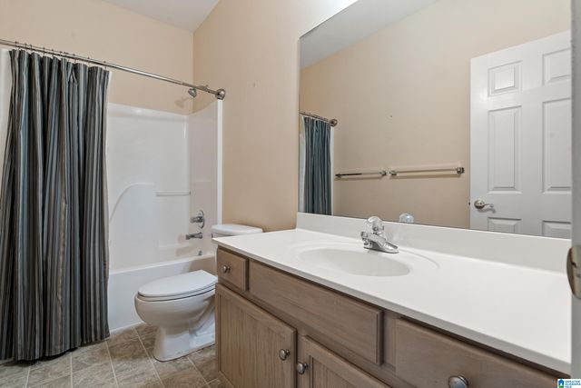 1009 DAVENTRY WAY, Calera, AL 35040