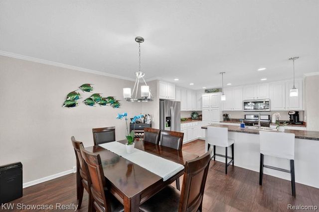 52525 Willow Wood Court, Chesterfield, MI 48051