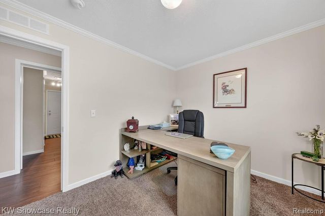 52525 Willow Wood Court, Chesterfield, MI 48051