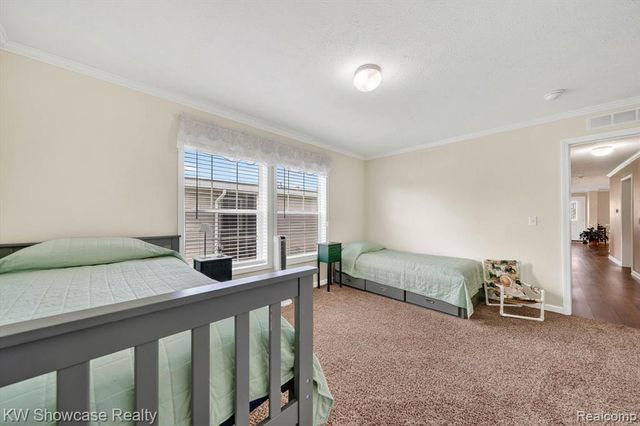 52525 Willow Wood Court, Chesterfield, MI 48051