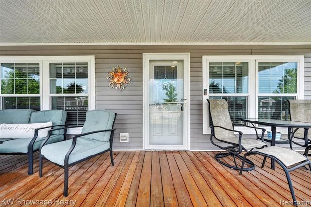52525 Willow Wood Court, Chesterfield, MI 48051
