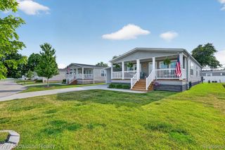 52525 Willow Wood Court, Chesterfield, MI 48051