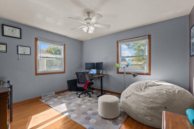 1629 W GRANT STREET, Appleton, WI 54914
