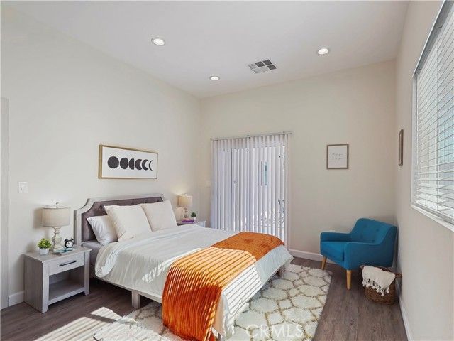 15803 Chatsworth Street, Granada Hills (los Angeles), CA 91344
