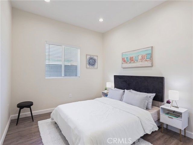 15803 Chatsworth Street, Granada Hills (los Angeles), CA 91344