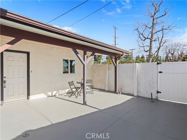 15803 Chatsworth Street, Granada Hills (los Angeles), CA 91344