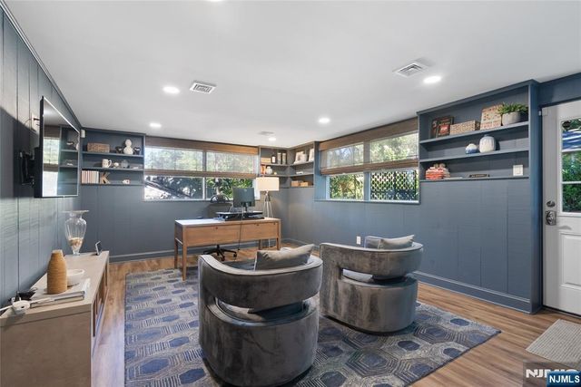 44 Rumson Road, Livingston, NJ 07039