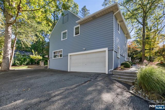 44 Rumson Road, Livingston, NJ 07039