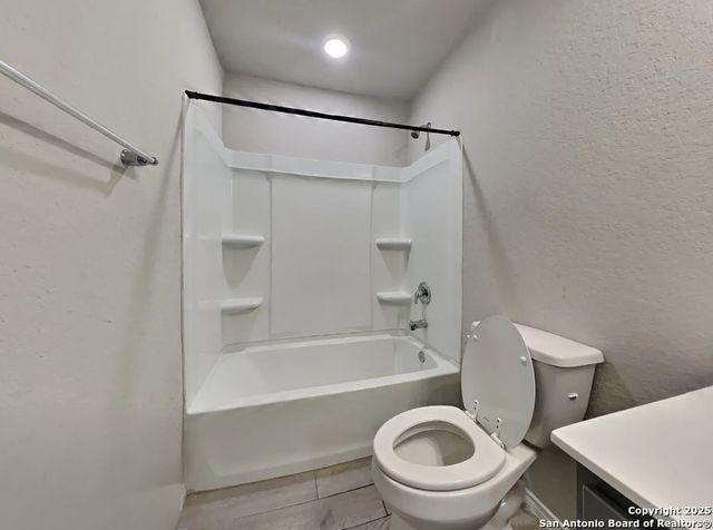 4310 Brigade, Converse, TX 78109