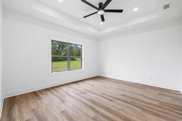 31 High Point Dr, Greenbrier, AR 72058