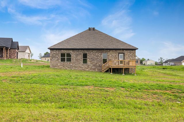 31 High Point Dr, Greenbrier, AR 72058