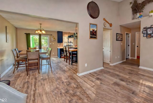 11814 Sinclair Drive, Indianapolis, IN 46235