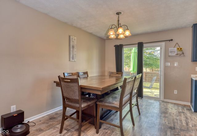 11814 Sinclair Drive, Indianapolis, IN 46235