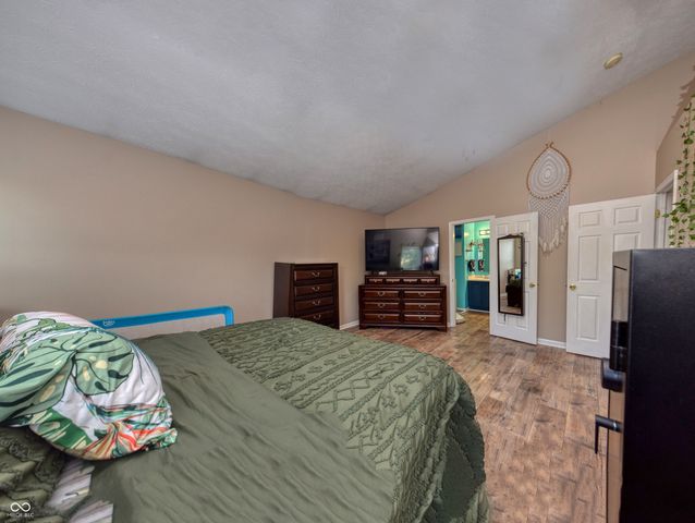 11814 Sinclair Drive, Indianapolis, IN 46235