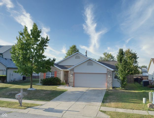 11814 Sinclair Drive, Indianapolis, IN 46235