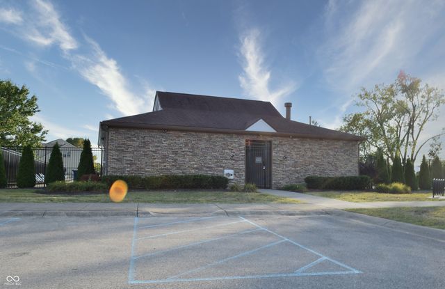 11814 Sinclair Drive, Indianapolis, IN 46235