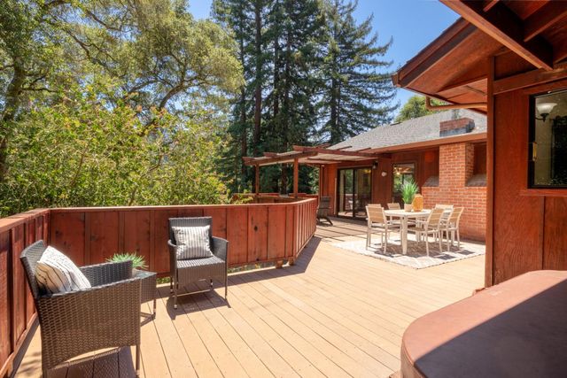 301 Upper Road, Boulder Creek, CA 95006