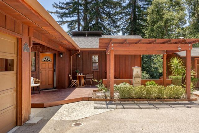 301 Upper Road, Boulder Creek, CA 95006
