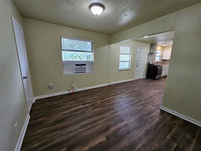 12260 Galva Drive, Dallas, TX 75243