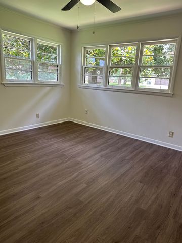 1421 JANIS DR, Memphis, TN 38116