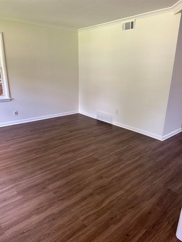 1421 JANIS DR, Memphis, TN 38116