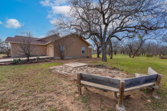 120 Zurita TRL, Marble Falls, TX 78654