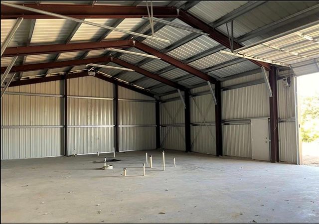 701 Maris Lane, Franklin, TX 77856