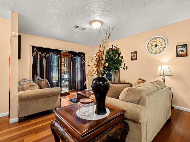 1526 Peggy Ln, Deridder, LA 70634