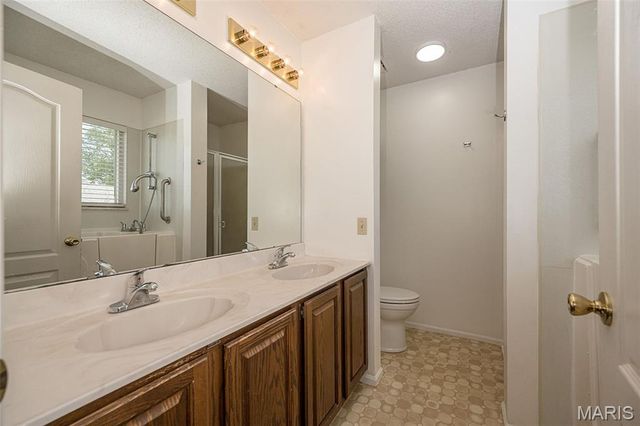 14 Beckewith Trail, O'fallon, MO 63368