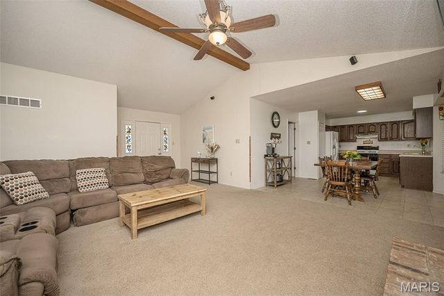 14 Beckewith Trail, O'fallon, MO 63368