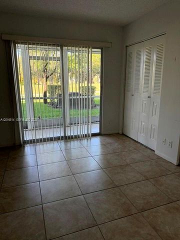 400 SW 134th Way 103F, Pembroke Pines, FL 33027