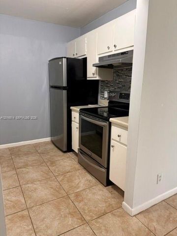 400 SW 134th Way 103F, Pembroke Pines, FL 33027