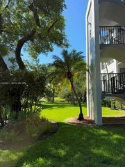 400 SW 134th Way 103F, Pembroke Pines, FL 33027