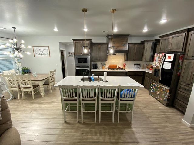 903 Azalea Farms Road, Noble, OK 73068