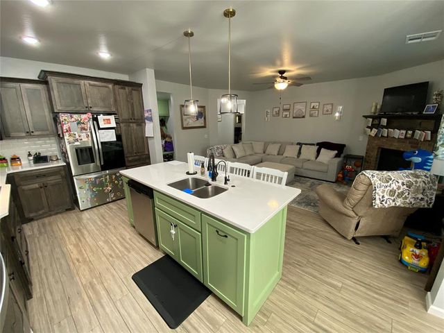 903 Azalea Farms Road, Noble, OK 73068