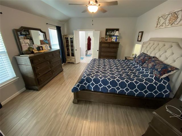 903 Azalea Farms Road, Noble, OK 73068