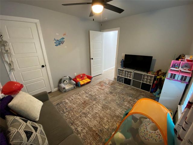 903 Azalea Farms Road, Noble, OK 73068